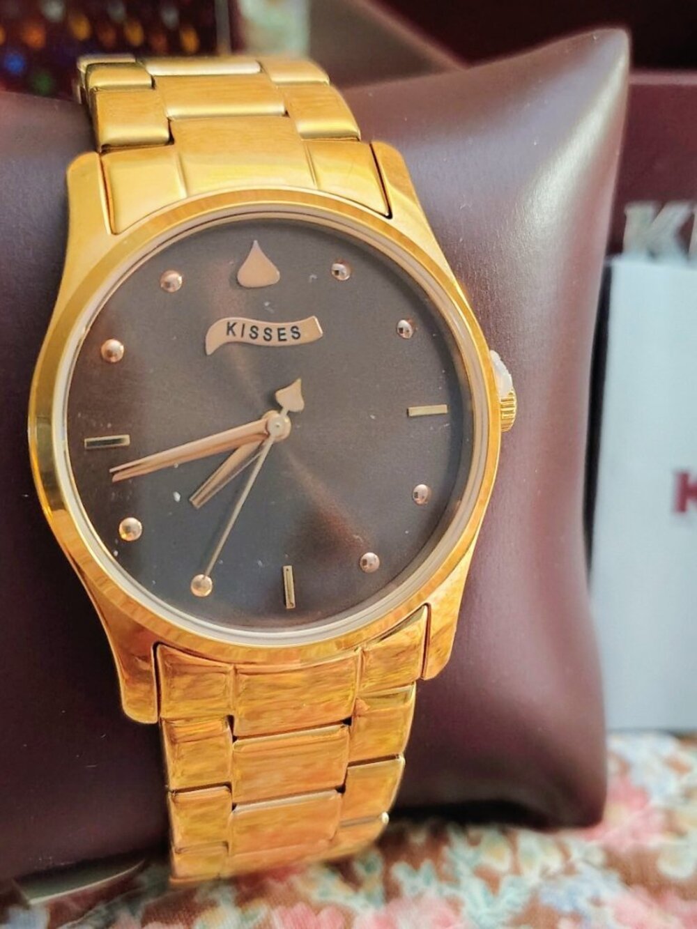 Hershey's Kisses Chocolate Gold Collectible Watch NWT NIB MSRP $100
